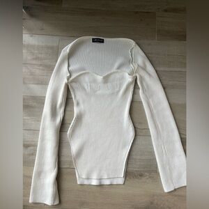 Elegant White Ribbed Long Sleeve Top
